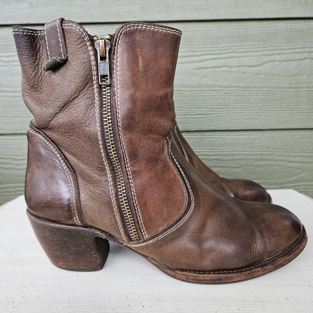 Freebird by Steven South Leather Double Zipper Soft Dark Brown Ankle Boot Size 9